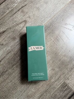 La Mer Hand Treatment